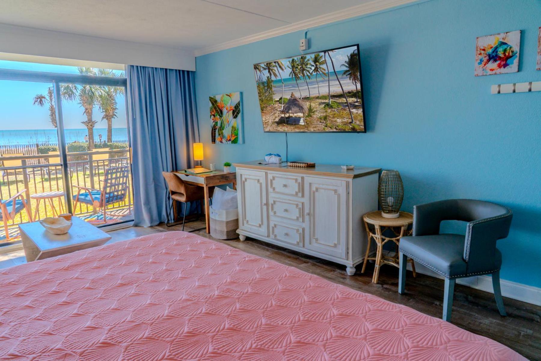 Oceanfront Suite Grande Cayman 124 Μιρτλ Μπιτς Εξωτερικό φωτογραφία